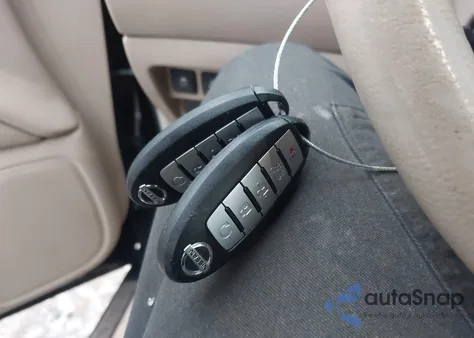 2013 Nissan Pathfinder Platinum из США, поврежденный, VIN 5N1AR2MM1DC657294